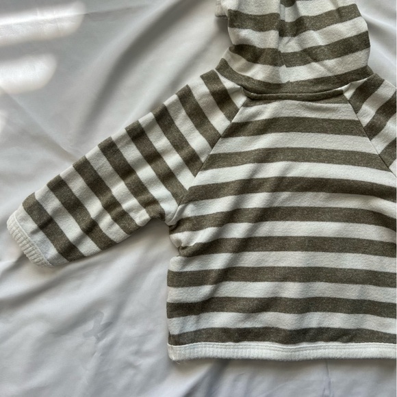Easy Peasy Cozy Green Striped Hoodie and Pants Set Size 6-9 Months - Picture 8 of 16